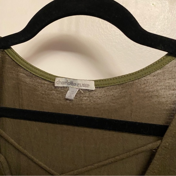 🖤5/$20 Olive Green Criss Cross Neck Long Sleeve Top - Picture 7 of 9